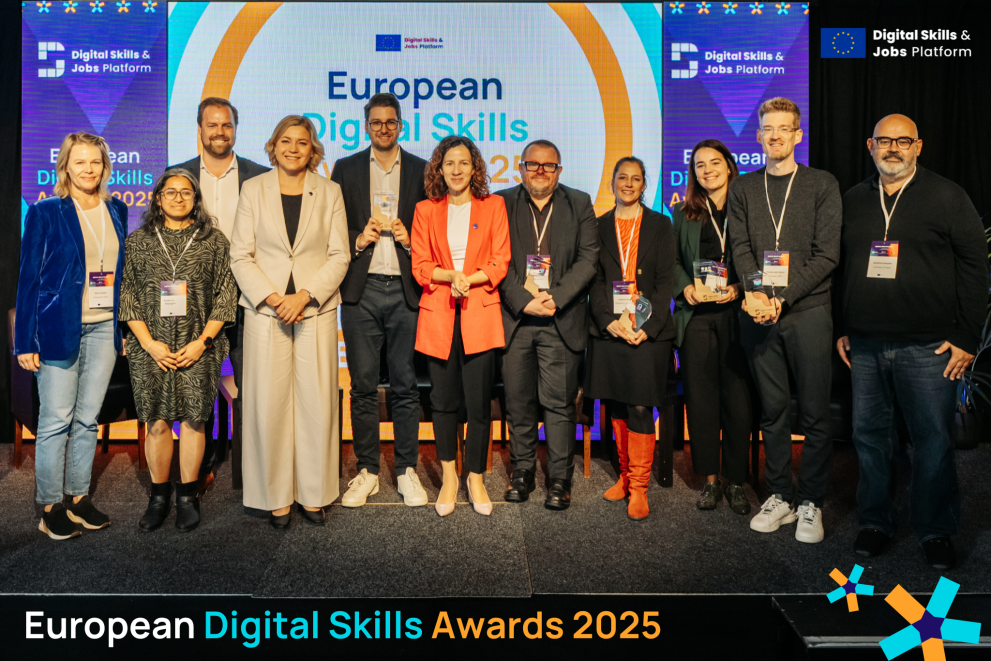Europos skaitmeninių įgūdžių apdovanojimai 2025: susipažinkite su laimėtojais!